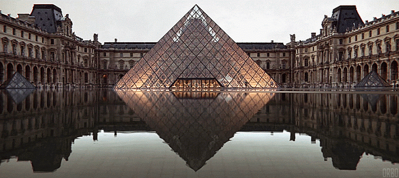 229 éve Párizsban megnyílt a Louvre